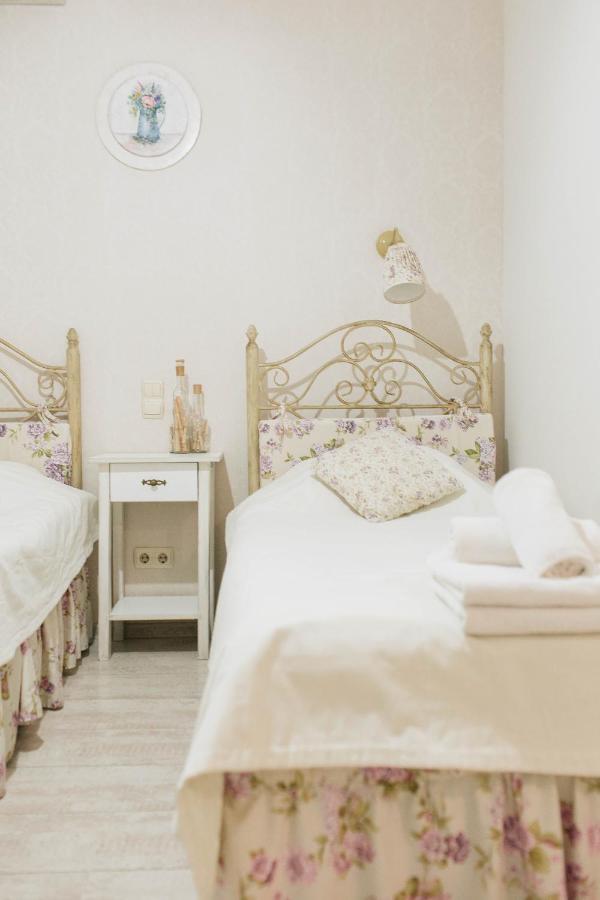 Lambert Hotel Beregszász Kültér fotó